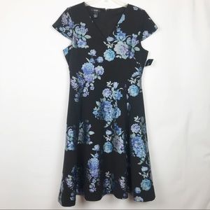 NWT Alfani cap sleeve dress black w/ blue roses 433